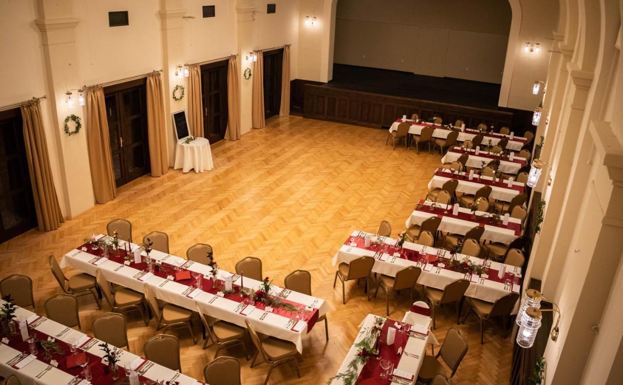 Hotel Lidovy Dum Opava Extérieur photo